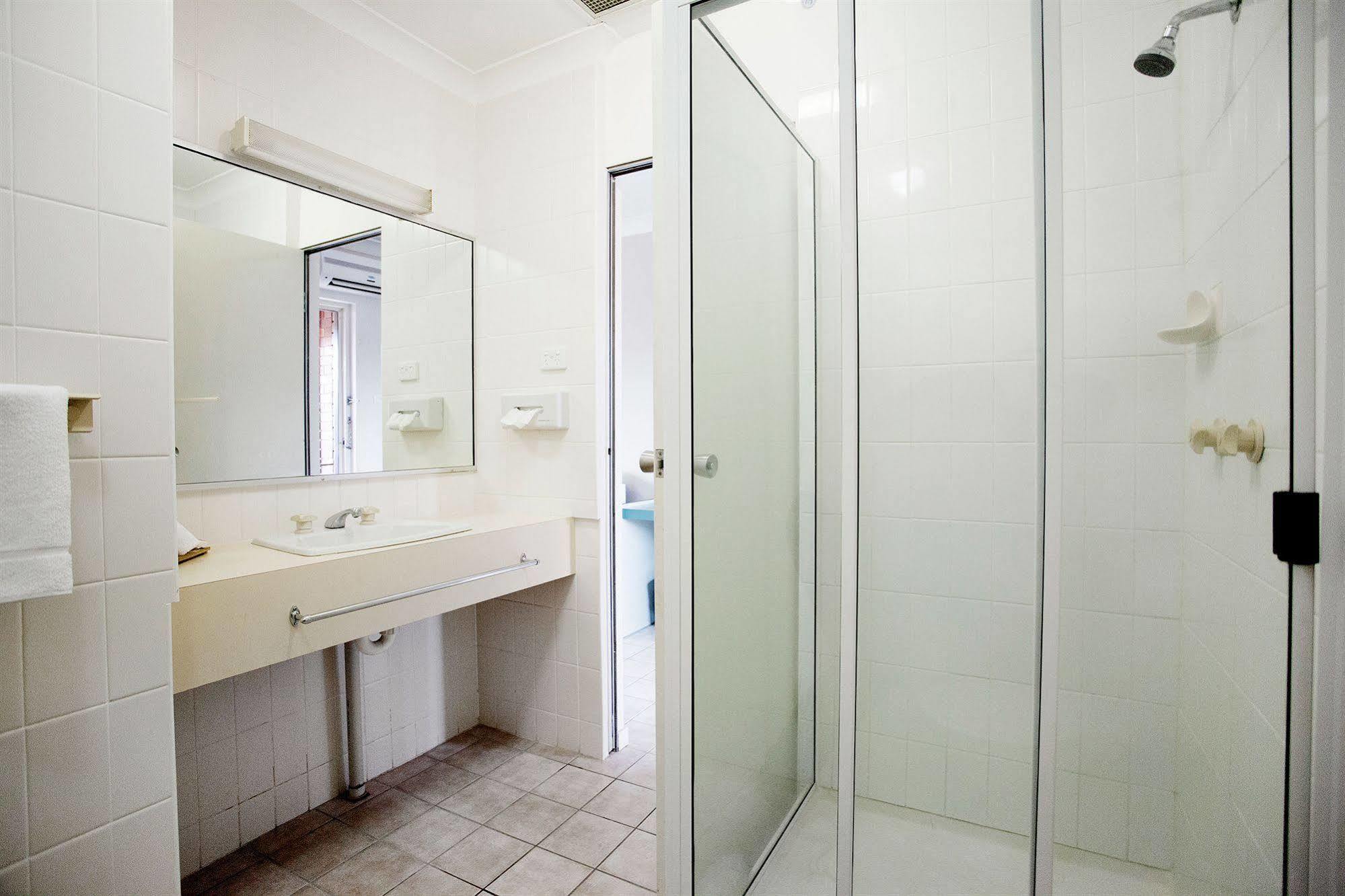 Vale Hotel Townsville Exterior foto