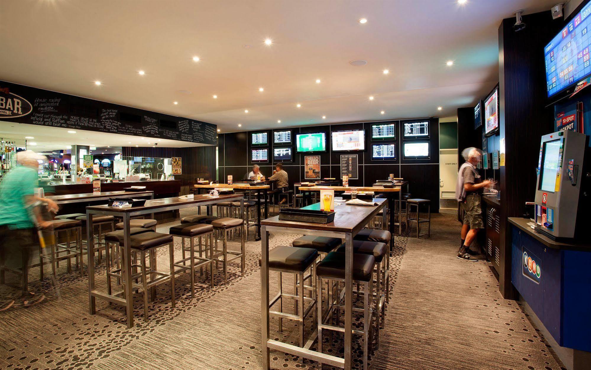 Vale Hotel Townsville Exterior foto