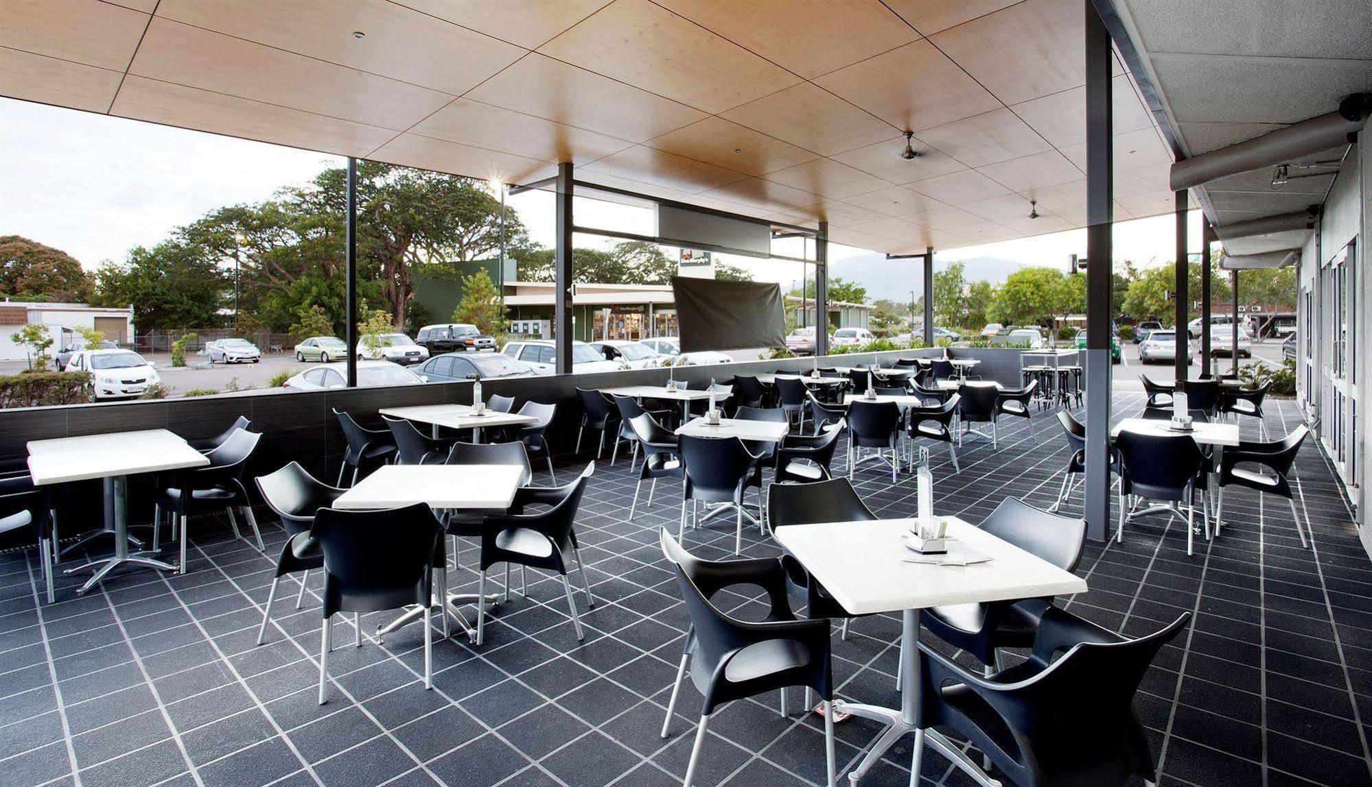 Vale Hotel Townsville Exterior foto