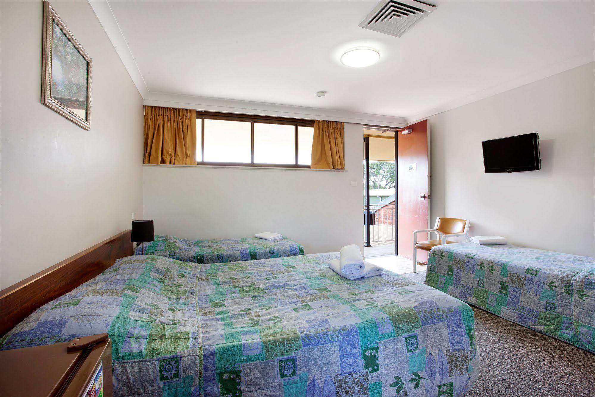 Vale Hotel Townsville Exterior foto