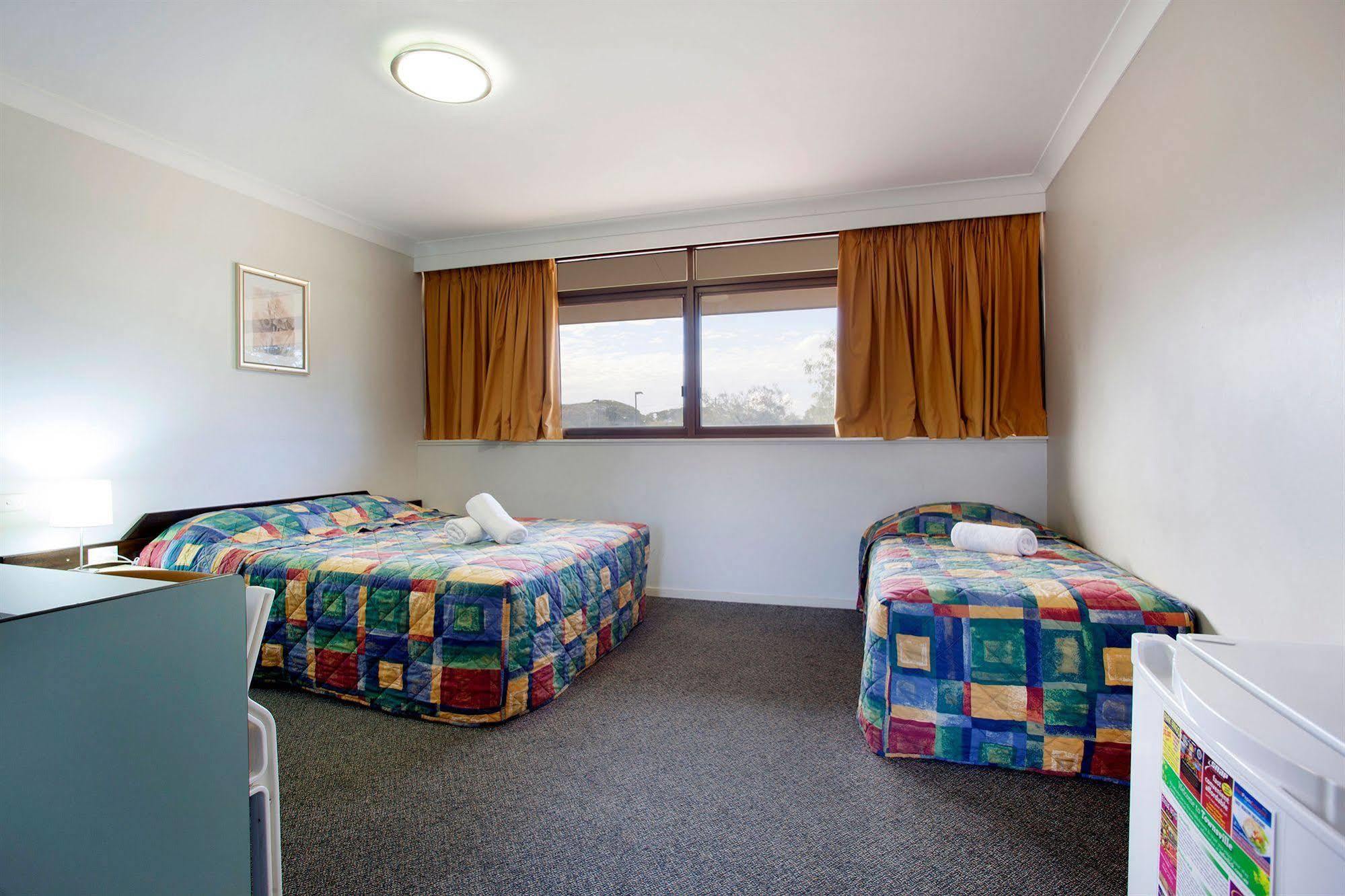 Vale Hotel Townsville Exterior foto
