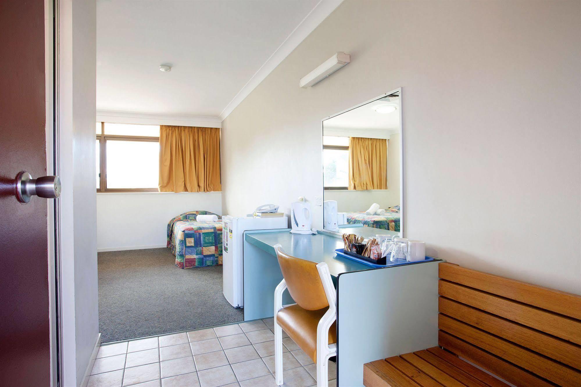 Vale Hotel Townsville Exterior foto