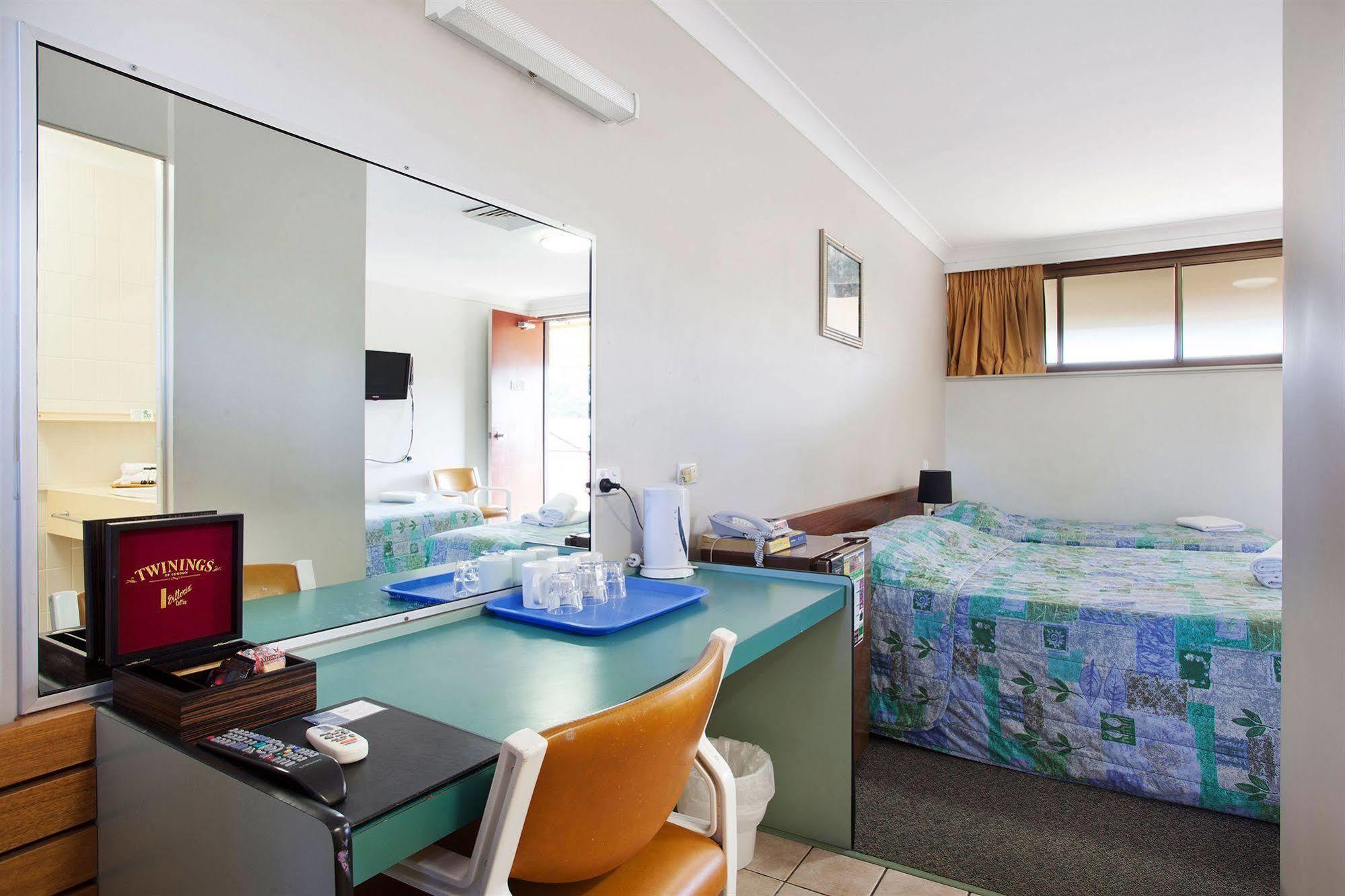 Vale Hotel Townsville Exterior foto