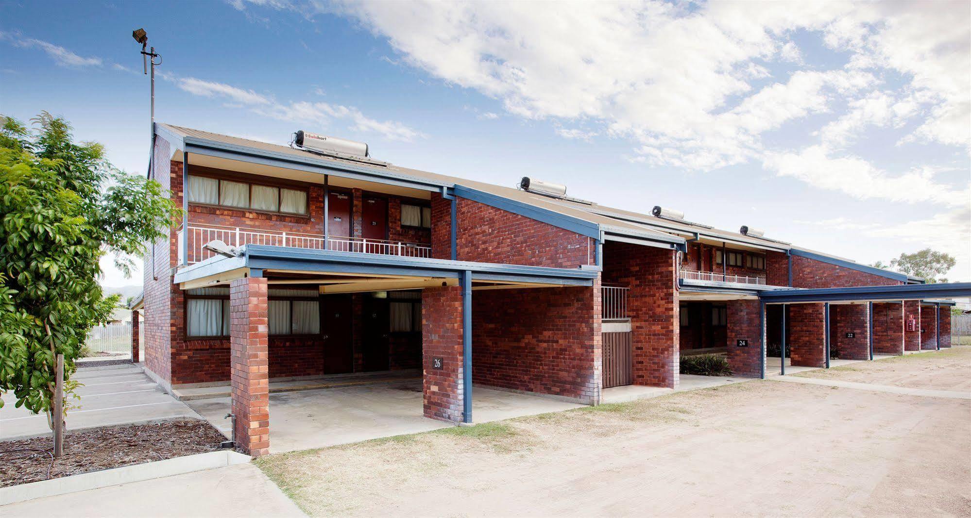 Vale Hotel Townsville Exterior foto